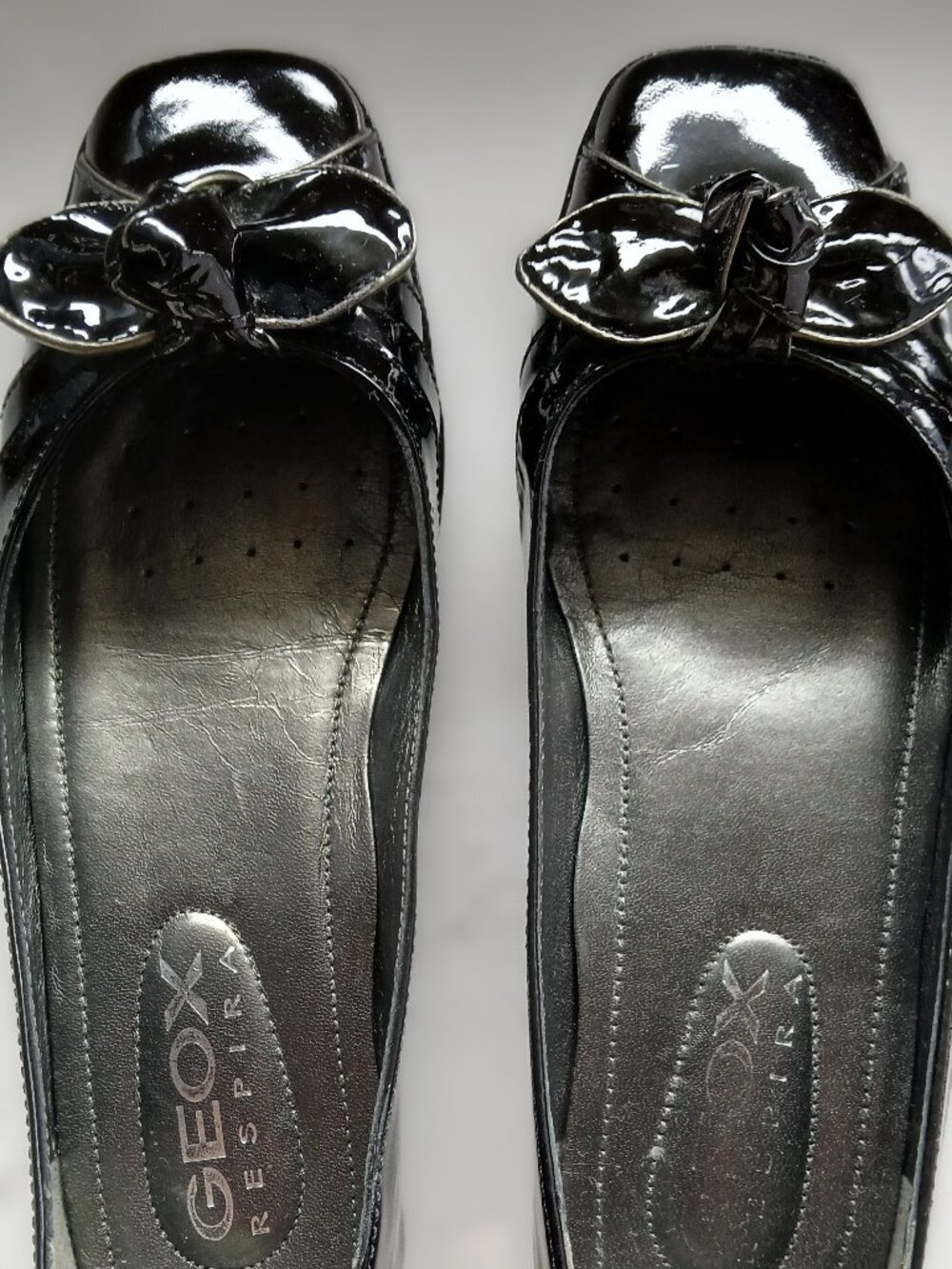Geox Respira Black Patent Leather with Trendy Mismatched Soles Size 6